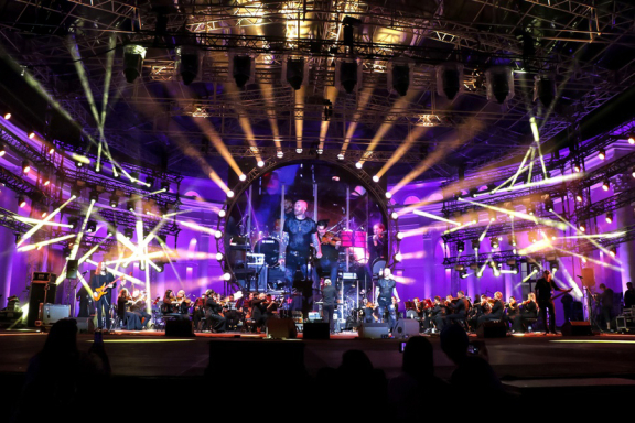 Легендарные хиты Queen & Scorpions. Aeroqueen с симфоническим оркестром