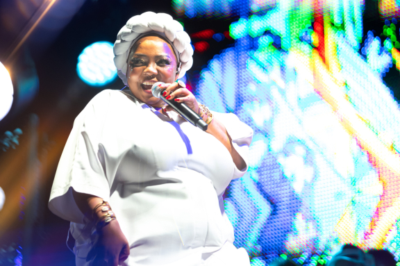 &Mcy;&ucy;&zcy;&ycy;&kcy;&acy;&lcy;&softcy;&ncy;&ycy;&jcy; &fcy;&iecy;&scy;&tcy;&icy;&vcy;&acy;&lcy;&softcy; &laquo;&Bcy;&acy;&rcy;&khcy;&acy;&tcy; &vcy; &bcy;&iecy;&lcy;&ocy;&mcy;&raquo;