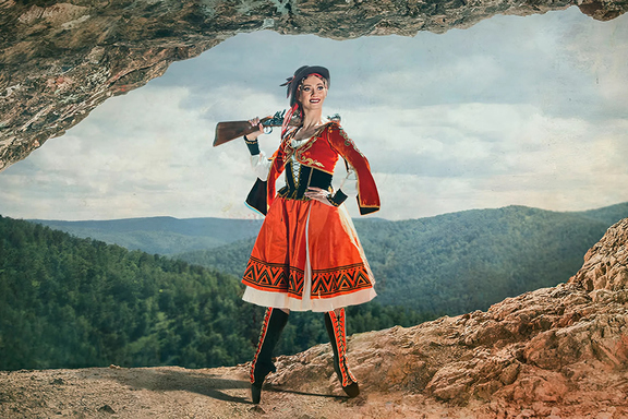 &Kcy;&acy;&tcy;&acy;&rcy;&icy;&ncy;&acy;&comma; &icy;&lcy;&icy; &dcy;&ocy;&chcy;&softcy; &rcy;&acy;&zcy;&bcy;&ocy;&jcy;&ncy;&icy;&kcy;&acy;
