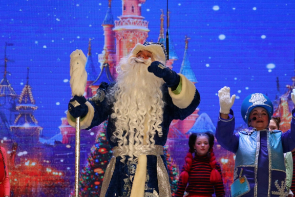 Новогоднее театрализованное представление-спектакль «Приключение Буратино»