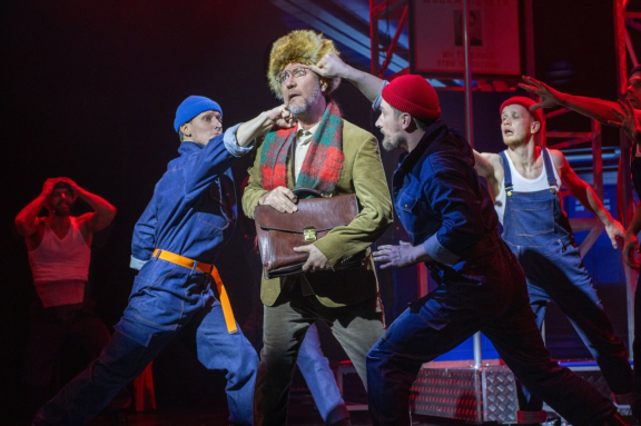 Рок-н-ролл мюзикл «Девчата»