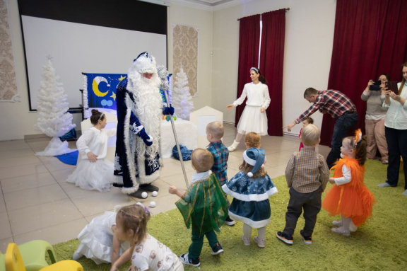 &Ocy;&tcy;&kcy;&ucy;&dcy;&acy; &pcy;&rcy;&icy;&khcy;&ocy;&dcy;&yacy;&tcy; &Dcy;&iecy;&dcy;&ycy; &Mcy;&ocy;&rcy;&ocy;&zcy;&ycy; &plus; &Pcy;&rcy;&acy;&zcy;&dcy;&ncy;&icy;&kcy; &ucy; &iocy;&lcy;&kcy;&icy;