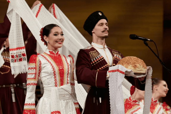 &laquo;&Ncy;&acy;&mcy; 215&raquo;