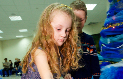 &Ocy;&lcy;&acy;&fcy; &icy; &KHcy;&ocy;&lcy;&ocy;&dcy;&ncy;&ocy;&iecy; &pcy;&rcy;&icy;&kcy;&lcy;&yucy;&chcy;&iecy;&ncy;&icy;&iecy;&period; ShowSnowStory&period;