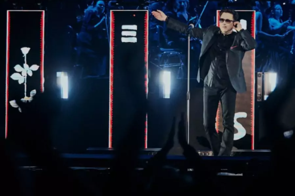 Легендарные хиты Depeche Mode «Enjoy The Symphony» Show с оркестром