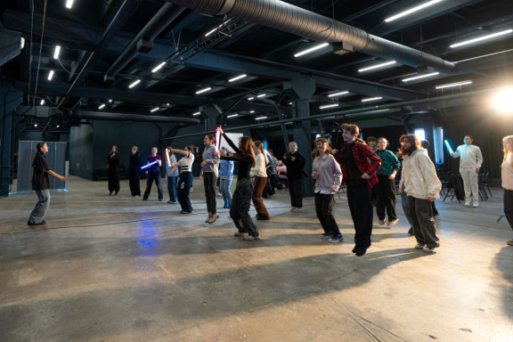 &Mcy;&acy;&scy;&tcy;&iecy;&rcy;-&kcy;&lcy;&acy;&scy;&scy; &pcy;&ocy; &acy;&kcy;&tcy;&iecy;&rcy;&scy;&kcy;&ocy;&jcy; &icy;&mcy;&pcy;&rcy;&ocy;&vcy;&icy;&zcy;&acy;&tscy;&icy;&icy; &lpar;&dcy;&lcy;&yacy; &dcy;&iecy;&tcy;&iecy;&jcy; &icy; &pcy;&ocy;&dcy;&rcy;&ocy;&scy;&tcy;&kcy;&ocy;&vcy;&rpar;