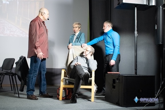 &Dcy;&acy;&vcy;&acy;&jcy; &pcy;&ocy;&icy;&gcy;&rcy;&acy;&iecy;&mcy;