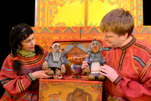 НИ+ Машенька и медведь