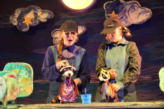 &Kcy;&rcy;&ocy;&shcy;&kcy;&acy; &IEcy;&ncy;&ocy;&tcy; &icy; &Tcy;&ocy;&tcy;&comma; &kcy;&tcy;&ocy; &scy;&icy;&dcy;&icy;&tcy; &vcy; &pcy;&rcy;&ucy;&dcy;&ucy;