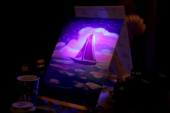 Театральная живопись. Свет в темноте