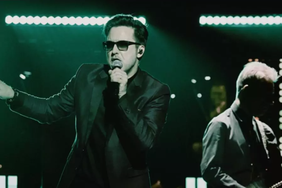 Легендарные хиты Depeche Mode «Enjoy The Symphony» Show с оркестром