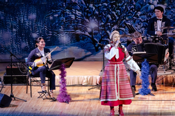 «Пусть праздник вам подарит чудо!» Ансамбль «Вольница»