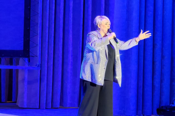 Алена Росс. Черная смородина