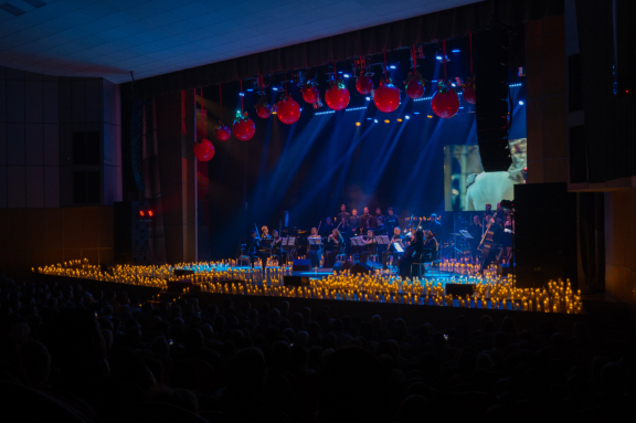 &laquo;&Mcy;&icy;&rcy;&ocy;&vcy;&ycy;&iecy; &khcy;&icy;&tcy;&ycy; &ncy;&iecy;&ocy;&kcy;&lcy;&acy;&scy;&scy;&icy;&kcy;&icy;&raquo; Neo Classic Orchestra&comma; 3000 &scy;&vcy;&iecy;&chcy;&iecy;&jcy; &icy; &KHcy;&ocy;&rcy;