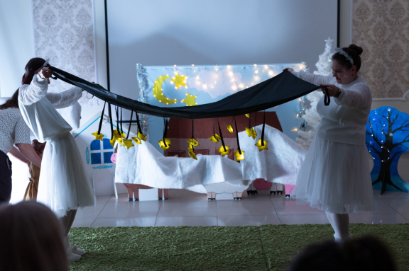 &Icy;&ncy;&tcy;&iecy;&rcy;&acy;&kcy;&tcy;&icy;&vcy;&ncy;&ycy;&jcy; &scy;&pcy;&iecy;&kcy;&tcy;&acy;&kcy;&lcy;&softcy; &laquo;&Scy;&ncy;&iecy;&zhcy;&ncy;&ycy;&jcy; &scy;&ocy;&ncy;&raquo; &icy; &pcy;&rcy;&acy;&zcy;&dcy;&ncy;&icy;&kcy; &ucy; &iocy;&lcy;&kcy;&icy; &scy; &Dcy;&iecy;&dcy;&ocy;&mcy; &Mcy;&ocy;&rcy;&ocy;&zcy;&ocy;&mcy;