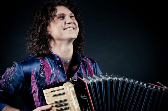 Александр Бардин