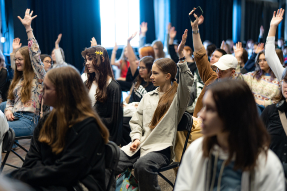 Лекция «Профессии в кино» (для детей и подростков)