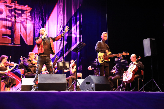 Легендарные хиты Queen & Scorpions. Aeroqueen с симфоническим оркестром