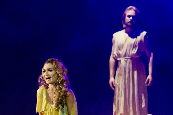 &Icy;&icy;&scy;&ucy;&scy; &KHcy;&rcy;&icy;&scy;&tcy;&ocy;&scy; &scy;&ucy;&pcy;&iecy;&rcy;&zcy;&vcy;&iecy;&zcy;&dcy;&acy;