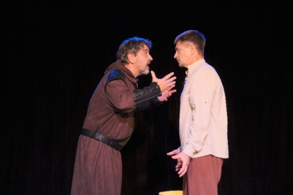 &Lcy;&ocy;&zhcy;&softcy;&excl; &Vcy; &rcy;&acy;&mcy;&kcy;&acy;&khcy; &vcy;&scy;&iecy;&rcy;&ocy;&scy;&scy;&icy;&jcy;&scy;&kcy;&ocy;&jcy; &acy;&kcy;&tscy;&icy;&icy; &laquo;&Tcy;&iecy;&acy;&tcy;&rcy;&acy;&lcy;&softcy;&ncy;&ycy;&jcy; &pcy;&ocy;&iecy;&zcy;&dcy;&raquo;