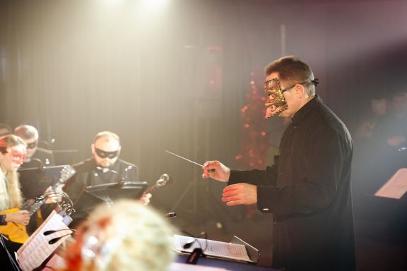 &Ncy;&ocy;&vcy;&ocy;&gcy;&ocy;&dcy;&ncy;&yacy;&yacy; &mcy;&icy;&scy;&tcy;&iecy;&rcy;&icy;&yacy;&colon; &kcy;&acy;&kcy; &vcy; &kcy;&icy;&ncy;&ocy;&period; &Mcy;&acy;&rcy;&icy;&yacy; &Scy;&iecy;&lcy;&icy;&vcy;&iecy;&rcy;&scy;&tcy;&ocy;&vcy;&acy;&comma; &Acy;&lcy;&iecy;&kcy;&scy;&iecy;&jcy; &Ocy;&rcy;&lcy;&ocy;&vcy;&comma; &Kcy;&rcy;&acy;&scy;&ncy;&ocy;&yacy;&rcy;&scy;&kcy;&icy;&jcy; &fcy;&icy;&lcy;&acy;&rcy;&mcy;&ocy;&ncy;&icy;&chcy;&iecy;&scy;&kcy;&icy;&jcy; &rcy;&ucy;&scy;&scy;&kcy;&icy;&jcy; &ocy;&rcy;&kcy;&iecy;&scy;&tcy;&rcy; &icy;&mcy;&period; &Acy;&period;&YUcy;&period; &Bcy;&acy;&rcy;&dcy;&icy;&ncy;&acy; &icy; &ncy;&ocy;&vcy;&ocy;&gcy;&ocy;&dcy;&ncy;&icy;&iecy; &scy;&yucy;&rcy;&pcy;&rcy;&icy;&zcy;&ycy;