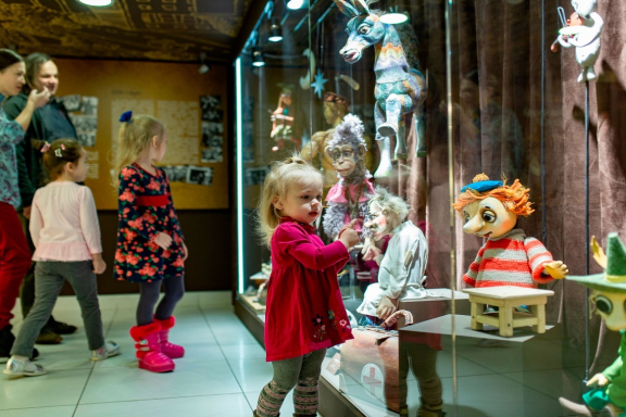 &Ecy;&kcy;&scy;&kcy;&ucy;&rcy;&scy;&icy;&yacy; &laquo;&Zcy;&acy;&kcy;&ucy;&lcy;&icy;&scy;&softcy;&iecy; &tcy;&iecy;&acy;&tcy;&rcy;&acy; &kcy;&ucy;&kcy;&ocy;&lcy;&raquo;