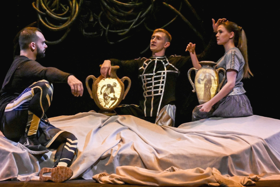 &Icy;&gcy;&rcy;&acy; &vcy; &Gcy;&iecy;&rcy;&acy;&kcy;&lcy;&acy; &lpar;&Tcy;&Kcy; &laquo;&Pcy;&iecy;&tcy;&rcy;&ucy;&shcy;&kcy;&acy;&raquo;&comma; &Scy;&ucy;&rcy;&gcy;&ucy;&tcy;&rpar;