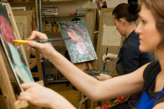 &Mcy;&acy;&scy;&tcy;&iecy;&rcy;-&kcy;&lcy;&acy;&scy;&scy; &pcy;&ocy; &mcy;&acy;&scy;&lcy;&yacy;&ncy;&ocy;&jcy; &zhcy;&icy;&vcy;&ocy;&pcy;&icy;&scy;&icy; &laquo;&Vcy;&iecy;&chcy;&iecy;&rcy;&ncy;&icy;&iecy; &ocy;&gcy;&ncy;&icy;&raquo;