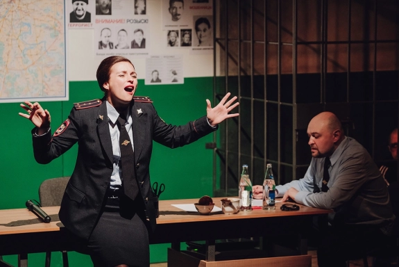 &CHcy;&iecy;&lcy;&ocy;&vcy;&iecy;&kcy; &icy;&zcy; &Pcy;&ocy;&dcy;&ocy;&lcy;&softcy;&scy;&kcy;&acy;