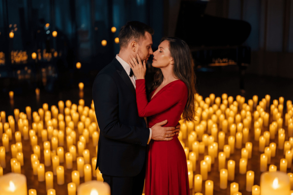 &Ocy;&rcy;&kcy;&iecy;&scy;&tcy;&rcy; &pcy;&rcy;&icy; &scy;&vcy;&iecy;&chcy;&acy;&khcy;&colon; &laquo;&Mcy;&ucy;&zcy;&ycy;&kcy;&acy; &lcy;&yucy;&bcy;&vcy;&icy;&raquo;