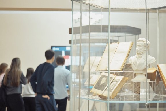 &Icy;&ncy;&tcy;&iecy;&lcy;&lcy;&iecy;&kcy;&tcy;&ucy;&acy;&lcy;&softcy;&ncy;&acy;&yacy; &ecy;&kcy;&scy;&kcy;&ucy;&rcy;&scy;&icy;&yacy; &laquo;&Kcy;&ncy;&icy;&zhcy;&ncy;&ycy;&jcy; &dcy;&ocy;&fcy;&acy;&mcy;&icy;&ncy;&raquo;