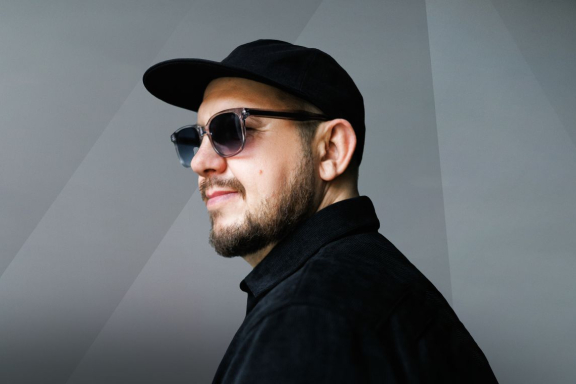 &Scy;&iecy;&rcy;&gcy;&iecy;&jcy; &Bcy;&ocy;&bcy;&ucy;&ncy;&iecy;&tscy;