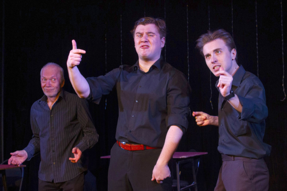 &Mcy;&ncy;&iecy; &chcy;&acy;&jcy; &icy; &vcy;&icy;&scy;&kcy;&icy; &scy; &kcy;&ocy;&lcy;&ocy;&jcy;&excl;