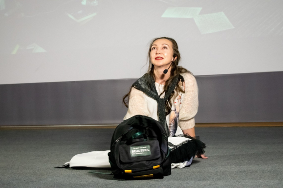 &Scy;&pcy;&iecy;&kcy;&tcy;&acy;&kcy;&lcy;&softcy; &laquo;&CHcy;&iecy;&rcy;&ncy;&ocy;&iecy; &icy;&lcy;&icy; &bcy;&iecy;&lcy;&ocy;&iecy;&quest;&raquo;