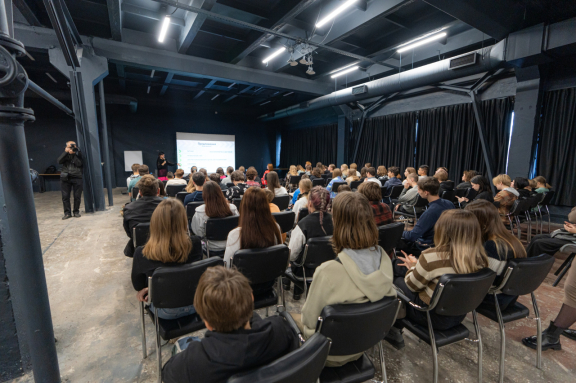 Лекция «Профессии в кино» (для детей и подростков)